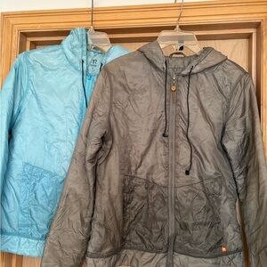 RAGNAR Relay Stylish Gray & Blue Women's Athletic/light weight jackets lot of 2